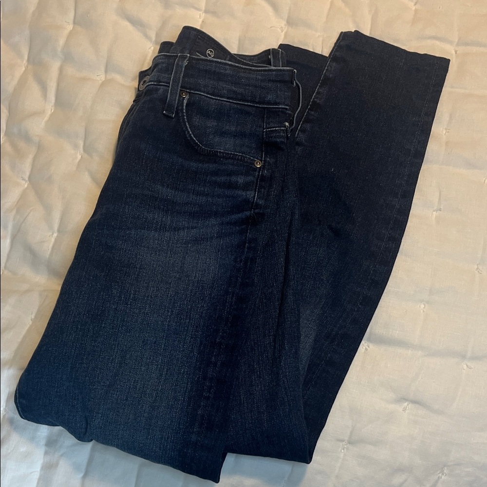 AG Farrah Skinny Jeans - Size 26R